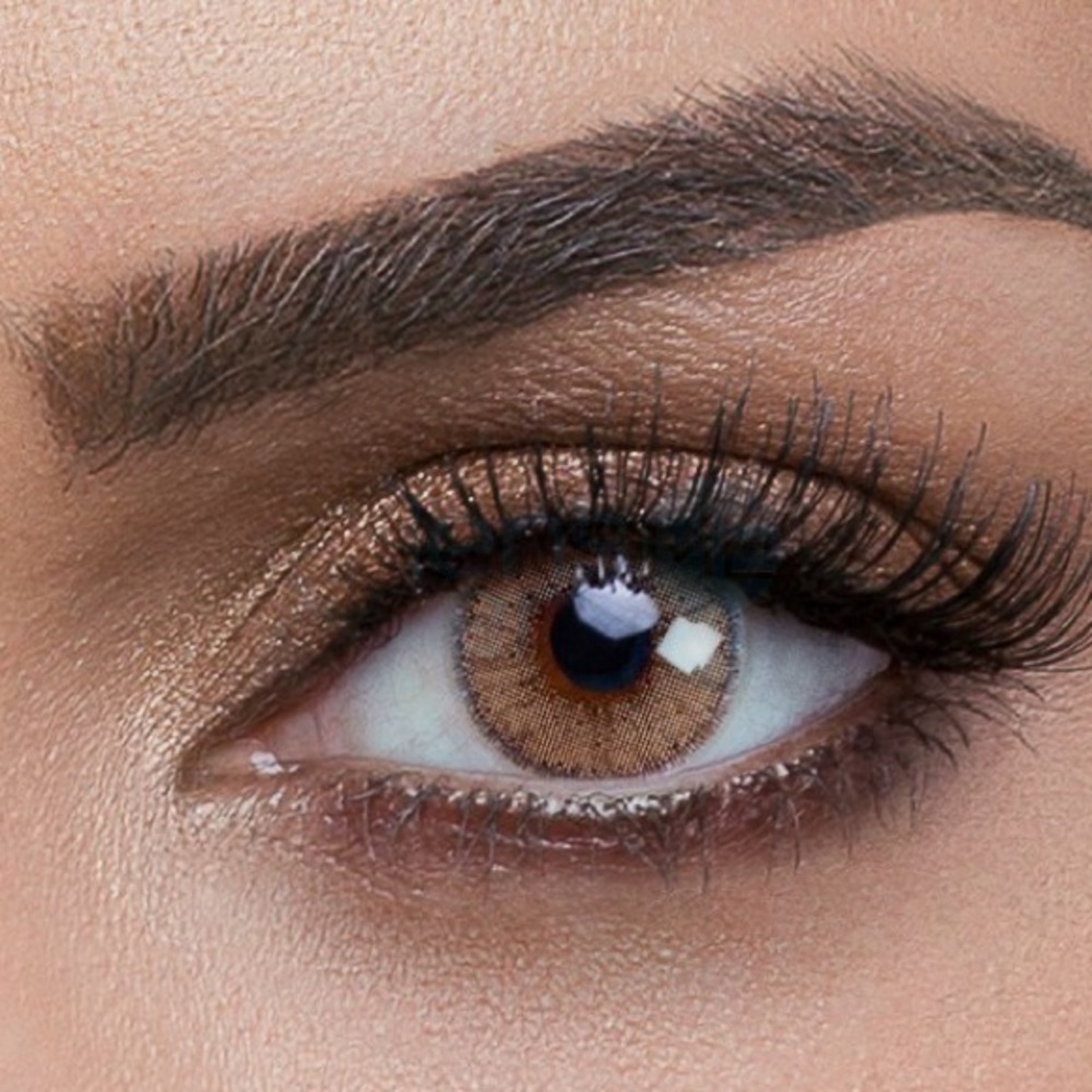 Ocre (Hazel/light brown) for stunning eyes
